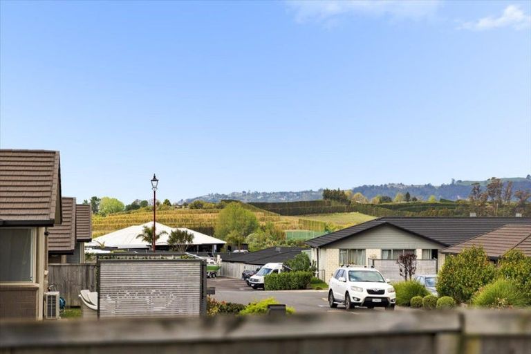 Photo of property in Waterview Estate, 85/4 Greystone Place, Omokoroa, 3114