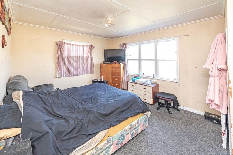 Photo of property in 138 Puriri Street, Castlecliff, Whanganui, 4501