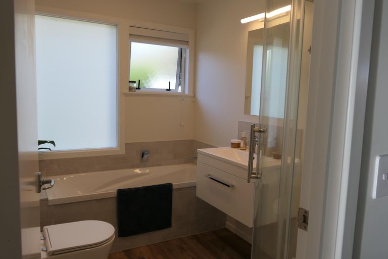 Photo of property in 32b Sunset Street, Hilltop, Taupo, 3330