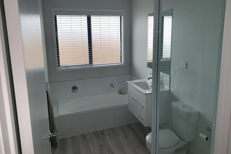 Photo of property in 28 Pakanga Grove, Pyes Pa, Tauranga, 3112