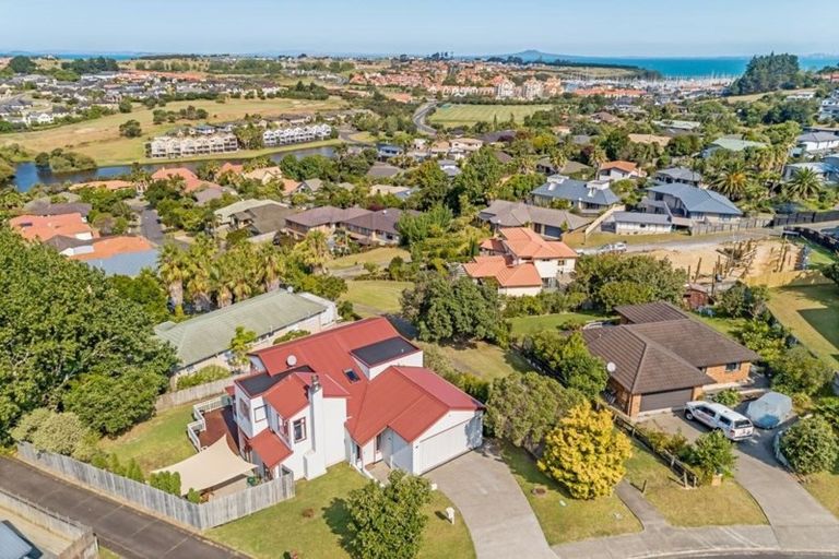 Photo of property in 18 Castaway Place, Gulf Harbour, Whangaparaoa, 0930