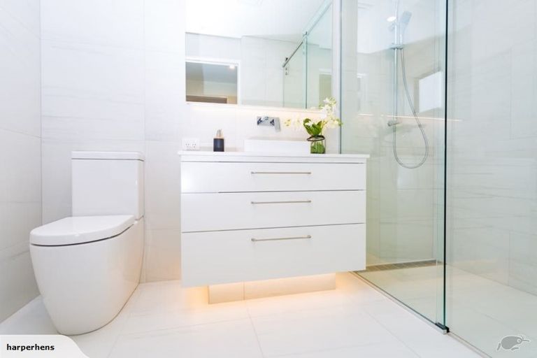 Photo of property in 80c Clyde Road, Ilam, Christchurch, 8041