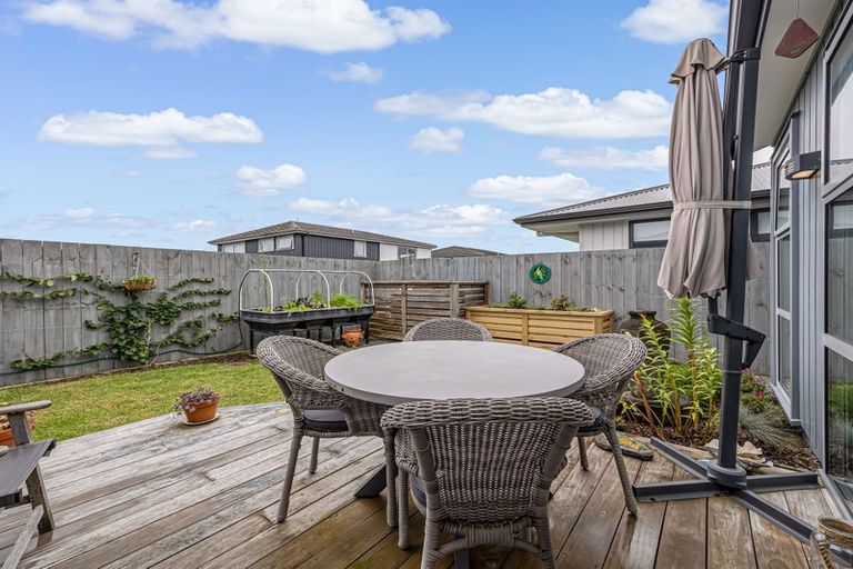 Photo of property in 6 Kainga Lane, Whenuapai, Auckland, 0618