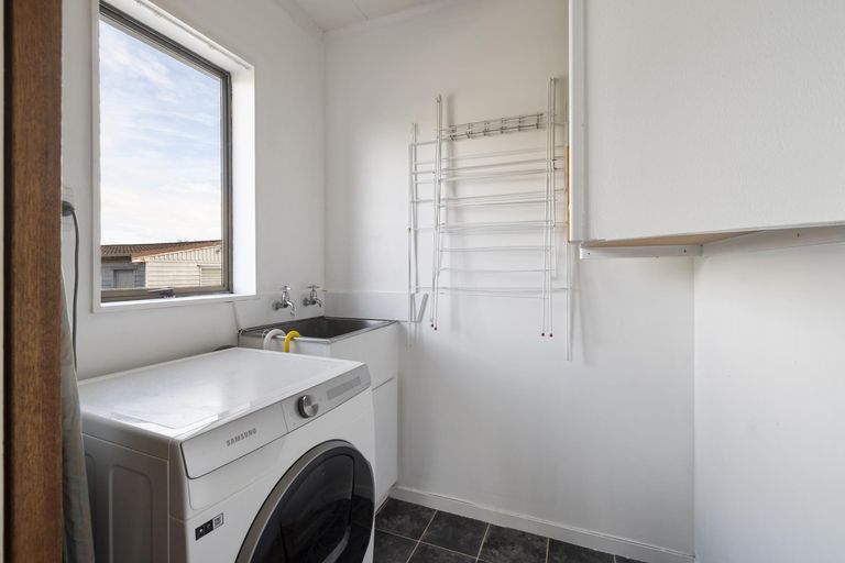 Photo of property in 23 Ferndale Place, Feilding, 4702