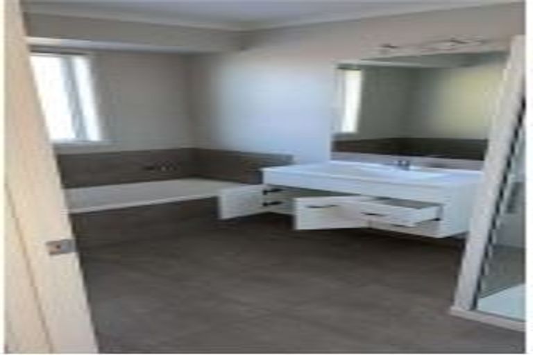 Photo of property in 18 Sunrise Place, Te Aroha, 3320