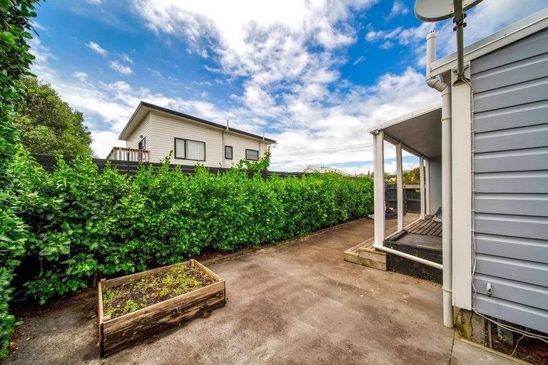 Photo of property in 45 Fitzroy Road, Fitzroy, New Plymouth, 4312