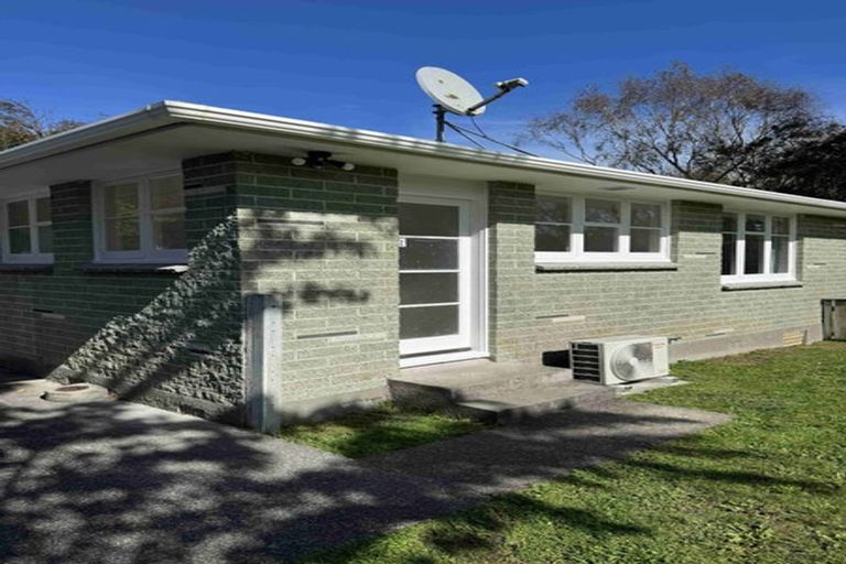 Photo of property in 1/1123 Fergusson Drive, Clouston Park, Upper Hutt, 5018