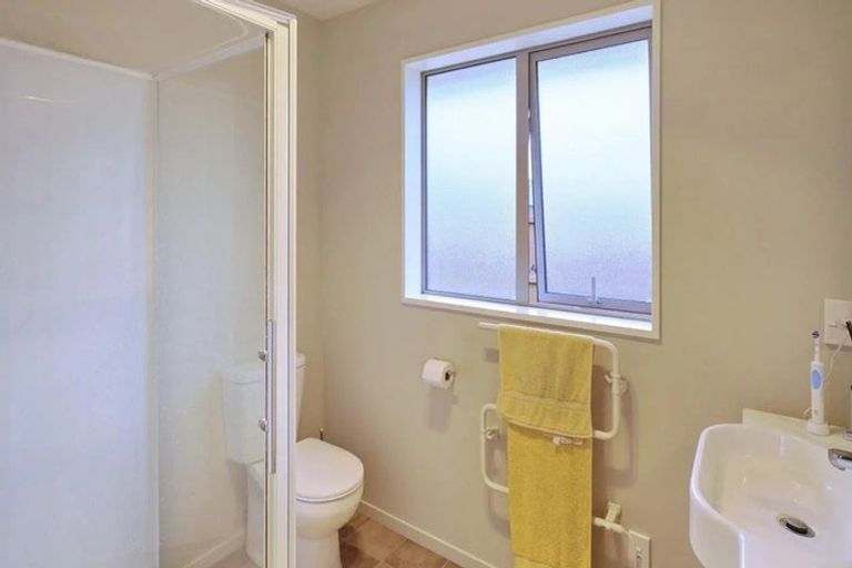 Photo of property in 17 Galatos Street, Rangiora, 7400