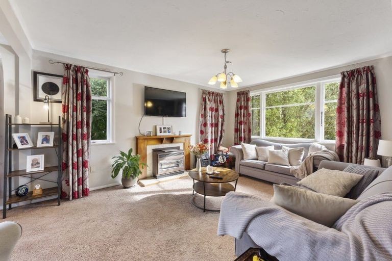 Photo of property in 28 Hudson Avenue, Ebdentown, Upper Hutt, 5018