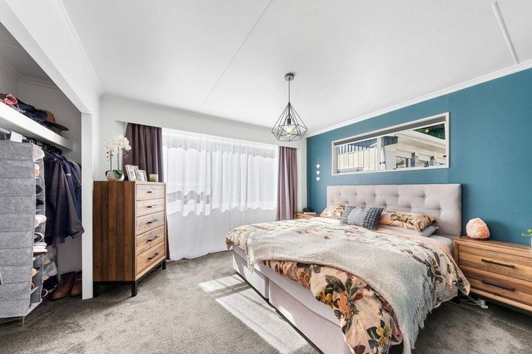 Photo of property in 4 Puketotara Street, Highlands Park, New Plymouth, 4312