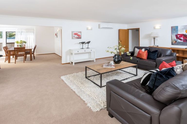 Photo of property in 1/12 Takutai Avenue, Bucklands Beach, Auckland, 2012