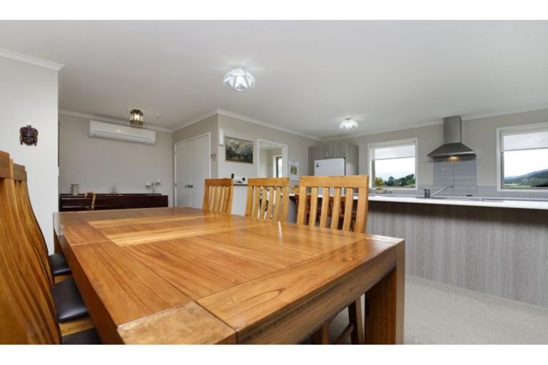 Photo of property in 8 Robertson Mill Place, Rai Valley, 7194