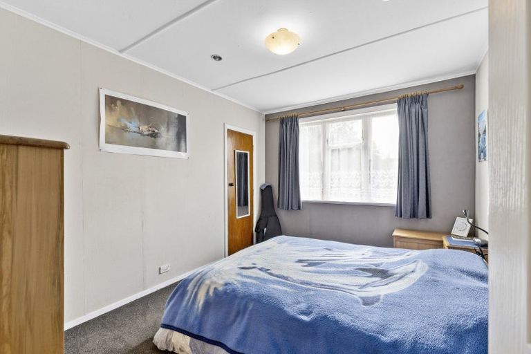 Photo of property in 12 Collins Crescent, Feilding, 4702