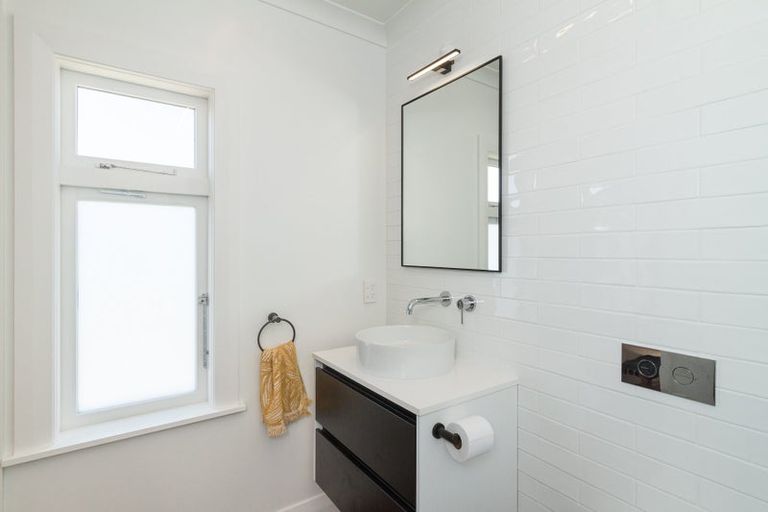 Photo of property in 43 Anne Street, Wadestown, Wellington, 6012