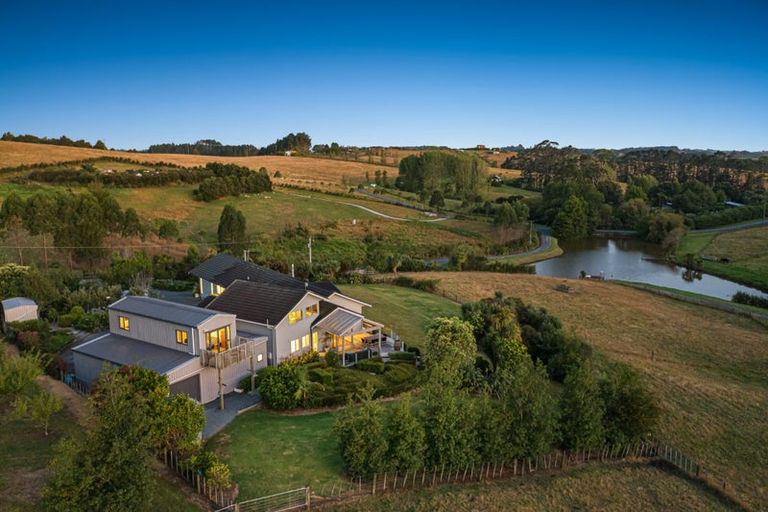 Photo of property in 136a Monarch-downs Way, Warkworth, 0982