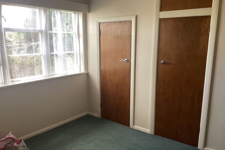 Photo of property in 2/23 Mabey Road, Avalon, Lower Hutt, 5011