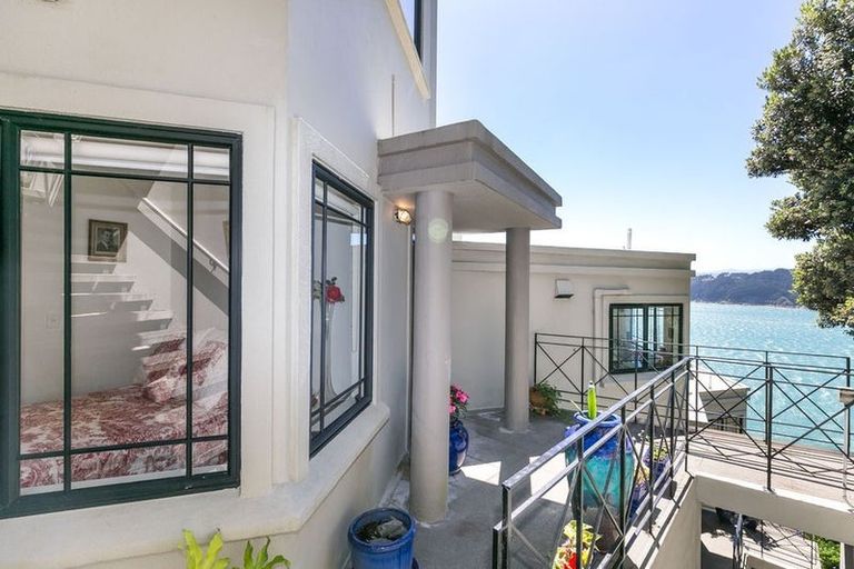 Photo of property in 3/79 Grafton Road, Roseneath, Wellington, 6011