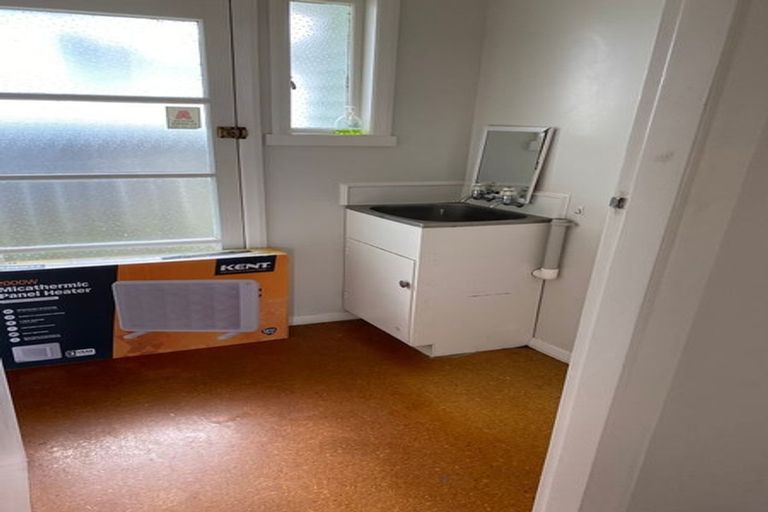 Photo of property in 33 Henderson Crescent, Parkvale, Tauranga, 3112