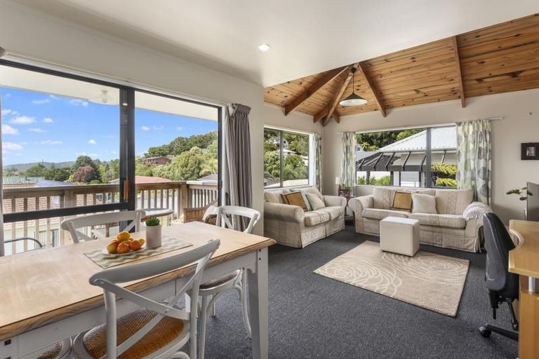 Photo of property in 1 Fairway Drive, Te Kamo, Whangarei, 0112