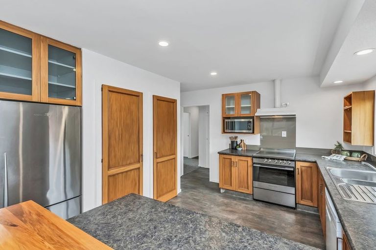 Photo of property in 24 Sabys Road, Halswell, Christchurch, 8025