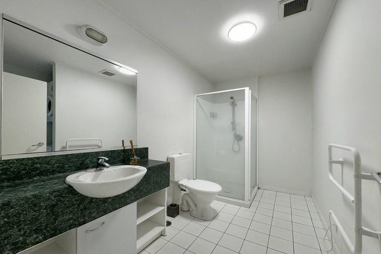 Photo of property in Dixonlane Apartments, 8/7 Feltex Lane, Te Aro, Wellington, 6011