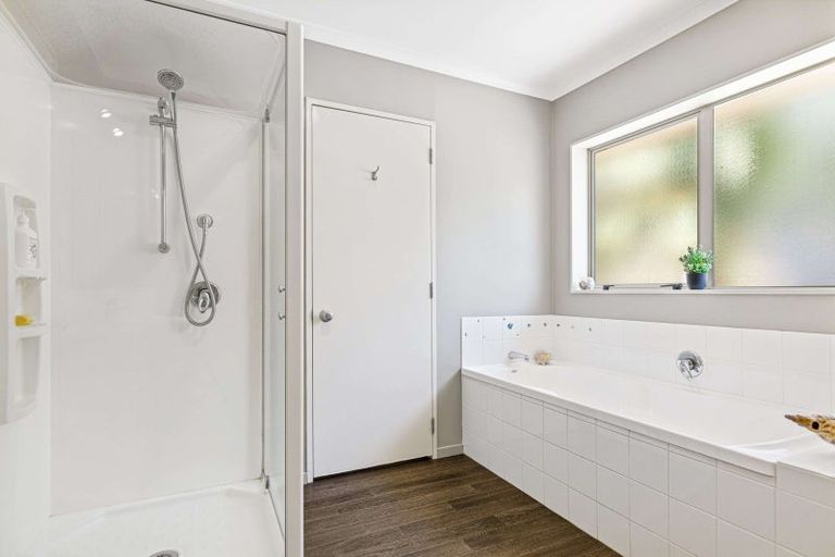 Photo of property in 37 Discovery Drive, Flagstaff, Hamilton, 3210