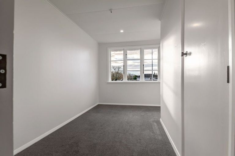 Photo of property in 2 Newbury Street, Awapuni, Palmerston North, 4412