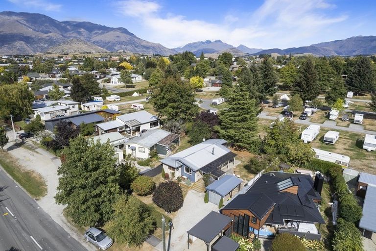 Photo of property in 20 Centennial Avenue, Arrowtown, 9302