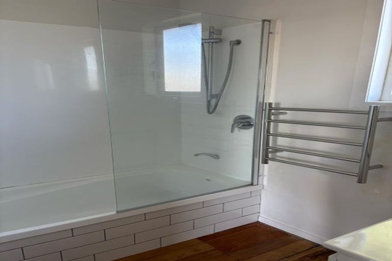 Photo of property in 8 Wanaka Place, Glenview, Hamilton, 3206