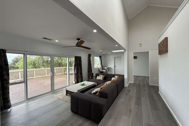 Photo of property in 9 Iona Place, Papakowhai, Porirua, 5024