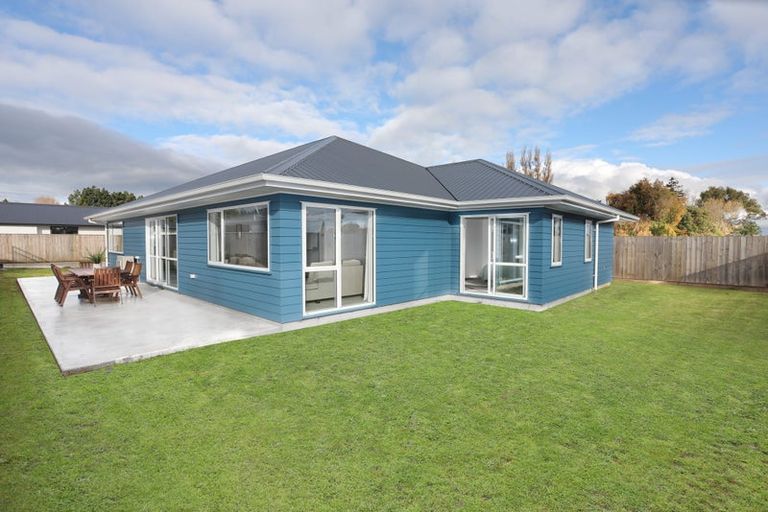 Photo of property in 28 Oldfield Lane, Marton, 4710