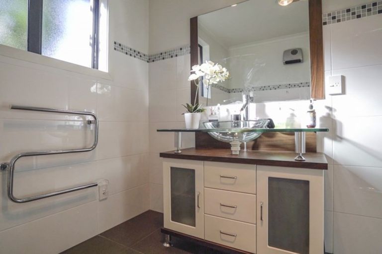 Photo of property in 58 Moa Street, Waikiwi, Invercargill, 9810