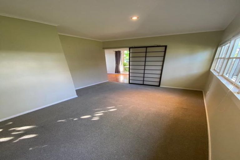 Photo of property in 35 Neptune Avenue, Beach Haven, Auckland, 0626