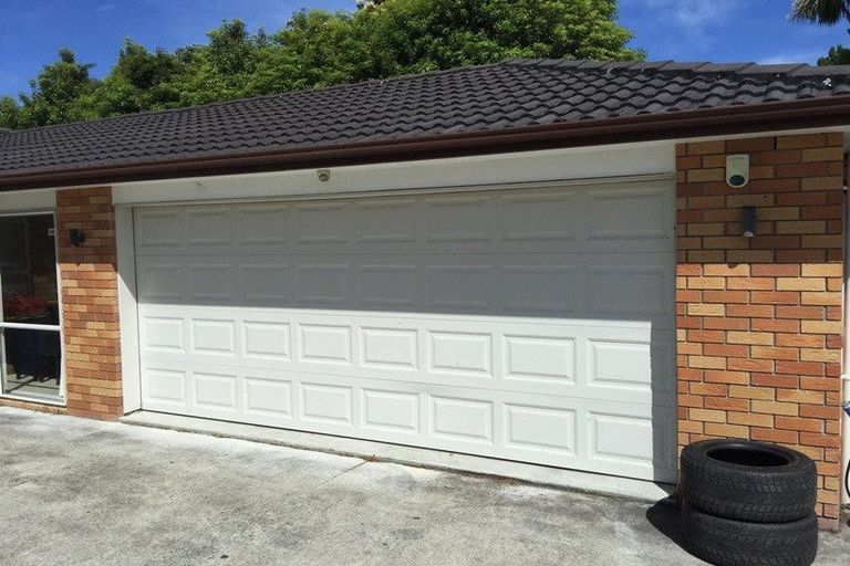 Photo of property in 13a Karaka Street, New Lynn, Auckland, 0600