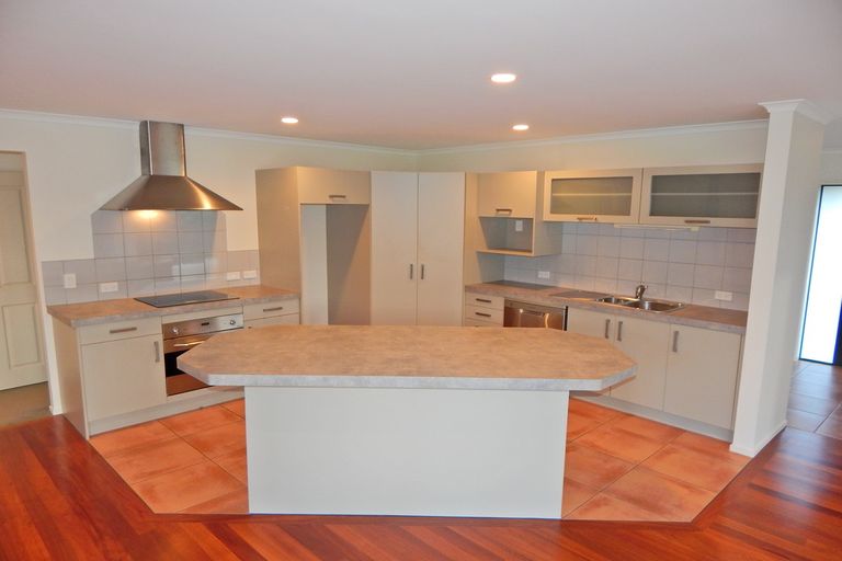 Photo of property in 5 Kotare Heights, Kerikeri, 0230