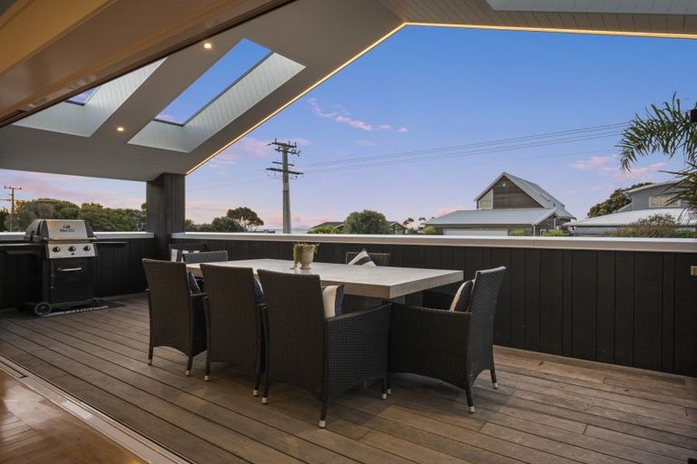 Photo of property in 112 Karewa Parade, Papamoa Beach, Papamoa, 3118