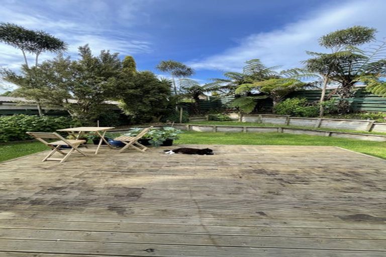 Photo of property in 1 Grant Place, Awapuni, Palmerston North, 4412