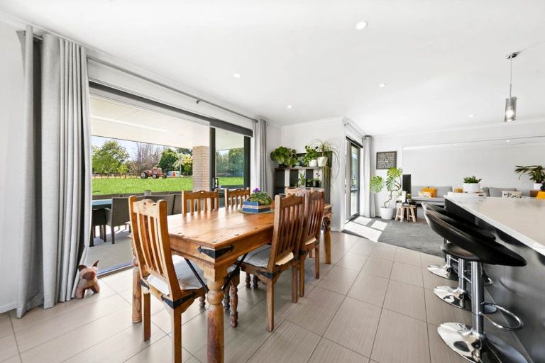 Photo of property in 9 Fitzgerald Road, Drury, 2113