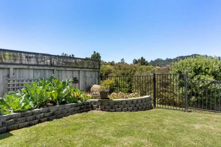 Photo of property in 17 Manatu Close, Whangamata, 3691