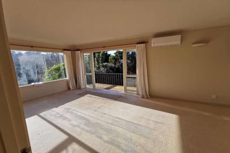 Photo of property in 46 Cheriton Road, Mellons Bay, Auckland, 2014