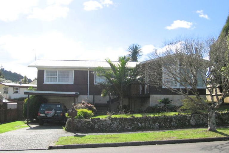 Photo of property in 16 Ranfurly Place, Te Kamo, Whangarei, 0112