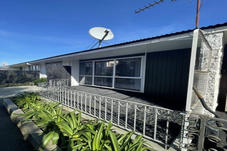 Photo of property in 2/65 Lincoln Road, Hillmorton, Christchurch, 8024
