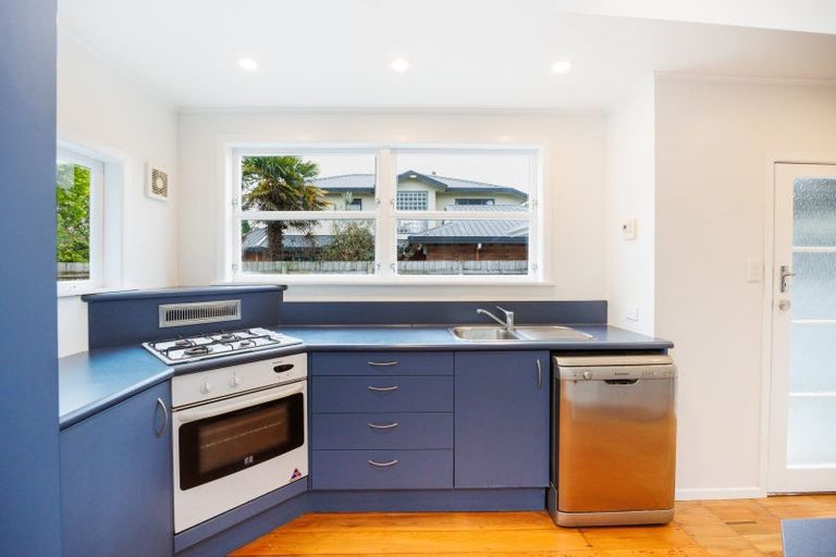 Photo of property in 39 Batt Street, West End, Palmerston North, 4410