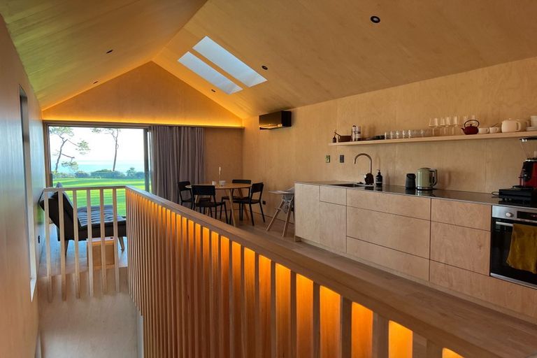 Photo of property in 25 Nicholas Gibbons Drive, Clendon Park, Auckland, 2103