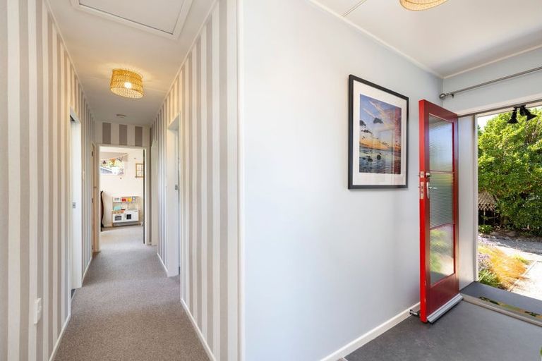 Photo of property in 13 Farrier Grove, Featherston, 5710