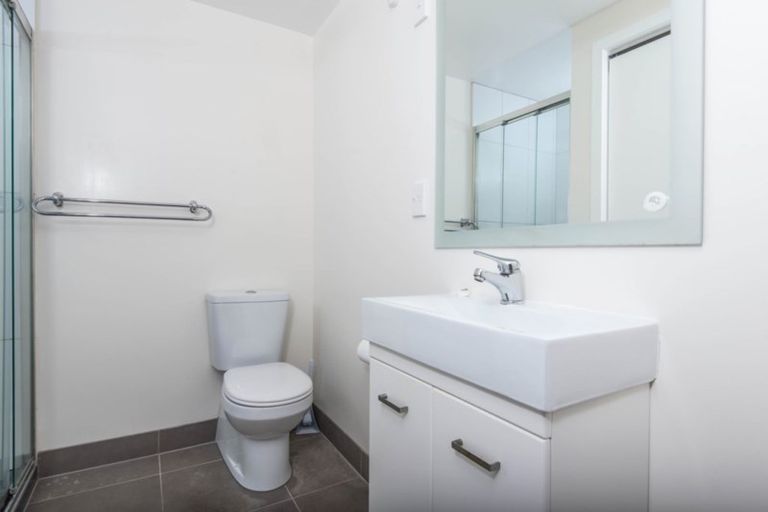 Photo of property in 12/35 Torrens Terrace, Mount Cook, Wellington, 6011