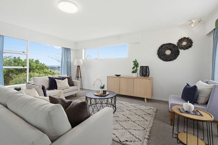 Photo of property in 77 Baylands Drive, Newlands, Wellington, 6037