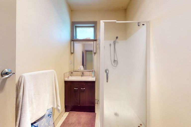 Photo of property in 11 Toru Street, Lyall Bay, Wellington, 6022