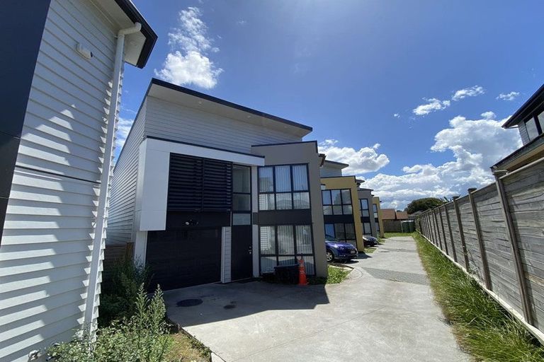 Photo of property in 9a Pah Road, Papatoetoe, Auckland, 2025