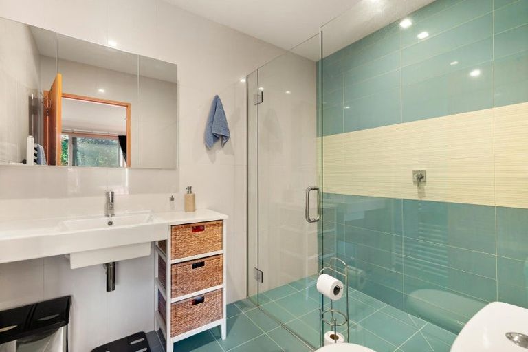 Photo of property in 2 Morning Star Terrace, Arthurs Point, Queenstown, 9371